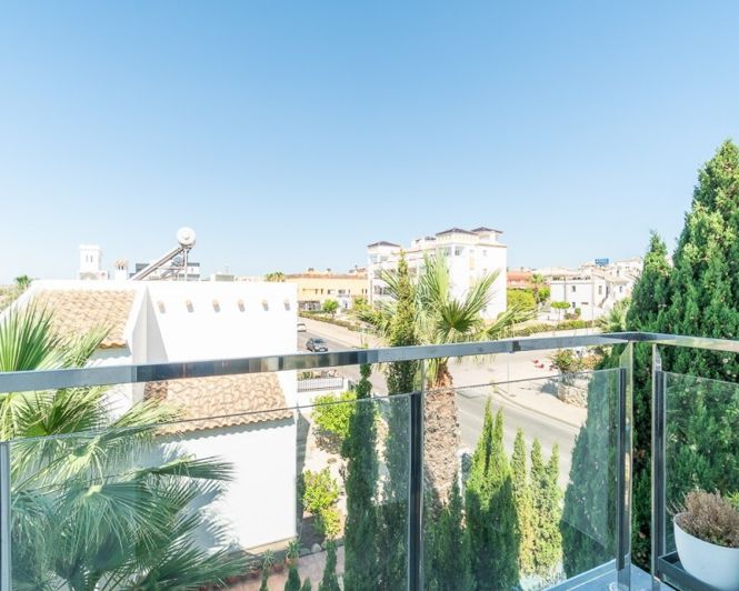 Image No.30-3 Bed Apartment for sale