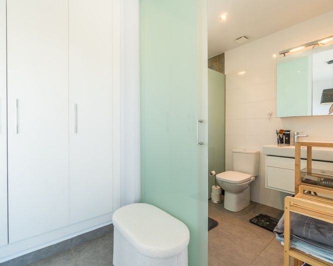 Image No.32-3 Bed Apartment for sale