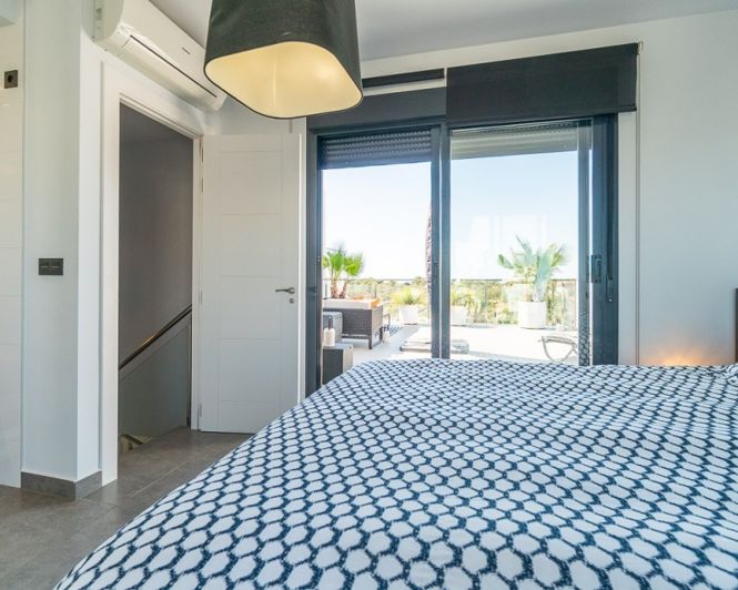 Image No.33-3 Bed Apartment for sale