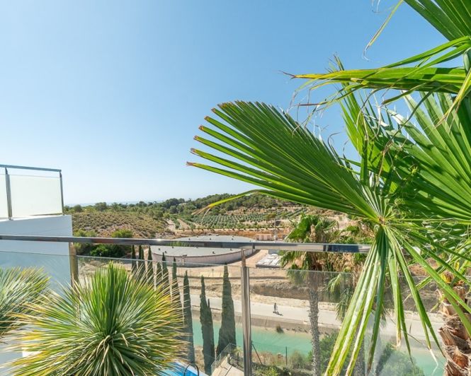 Image No.40-3 Bed Apartment for sale