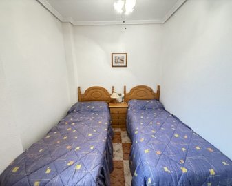 1568341lg