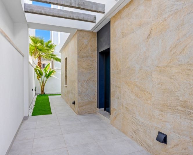 Image No.32-3 Bed Villa for sale