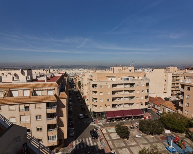 Image No.29-2 Bed Apartment for sale