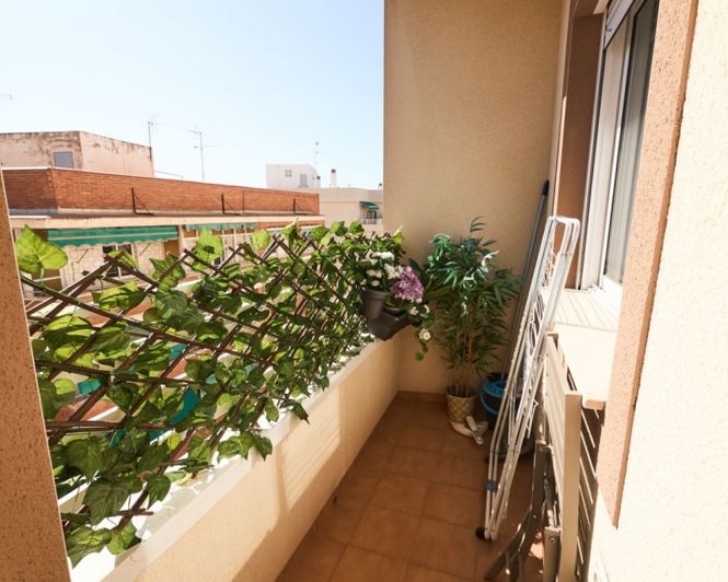 Image No.34-2 Bed Apartment for sale