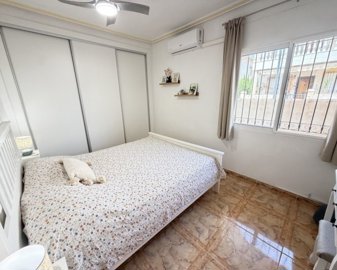 1568975lg