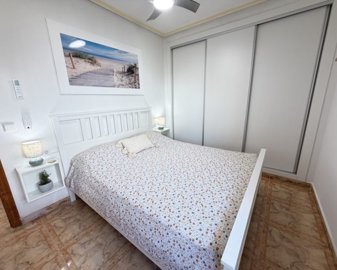 1568976lg