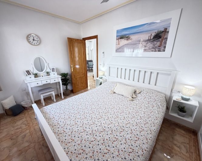 Image No.15-2 Bed Apartment for sale
