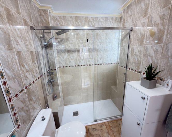Image No.17-2 Bed Apartment for sale