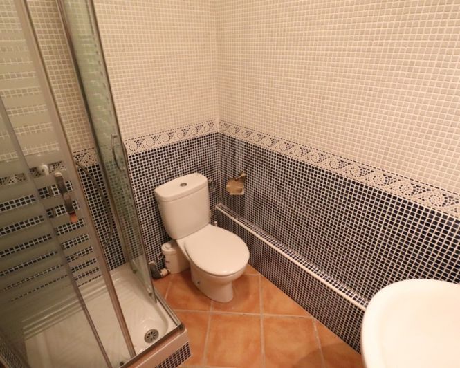 Image No.28-5 Bed Villa for sale