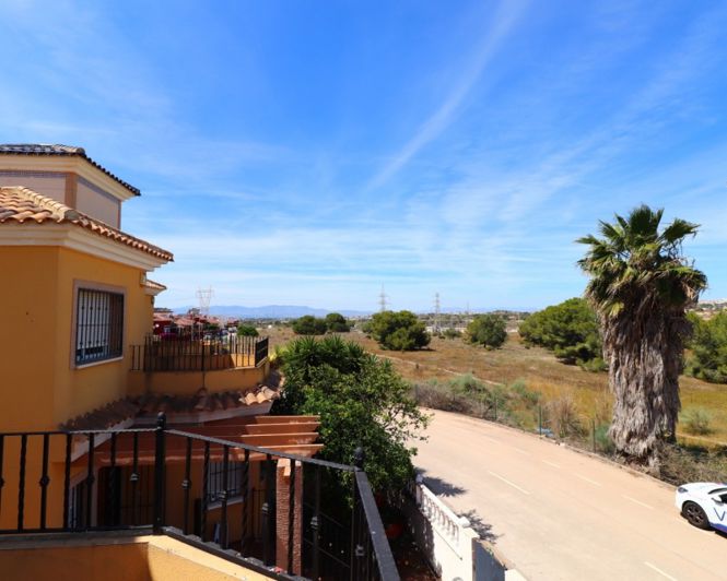 Image No.34-5 Bed Villa for sale