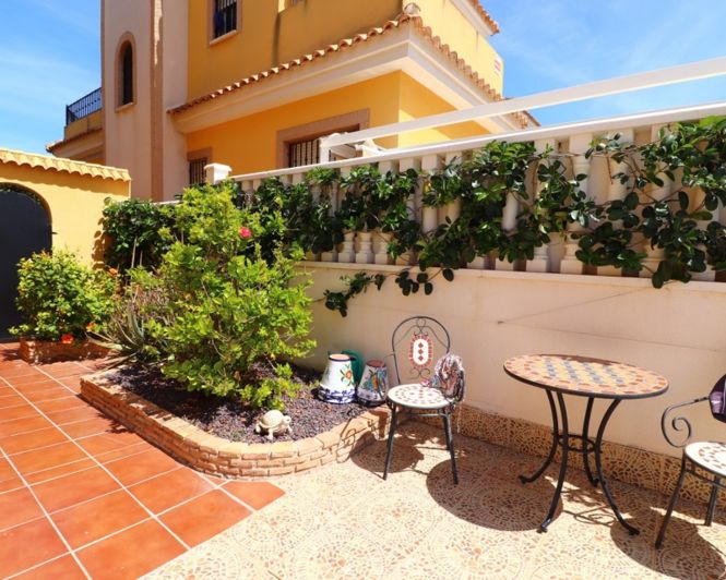 Image No.37-5 Bed Villa for sale
