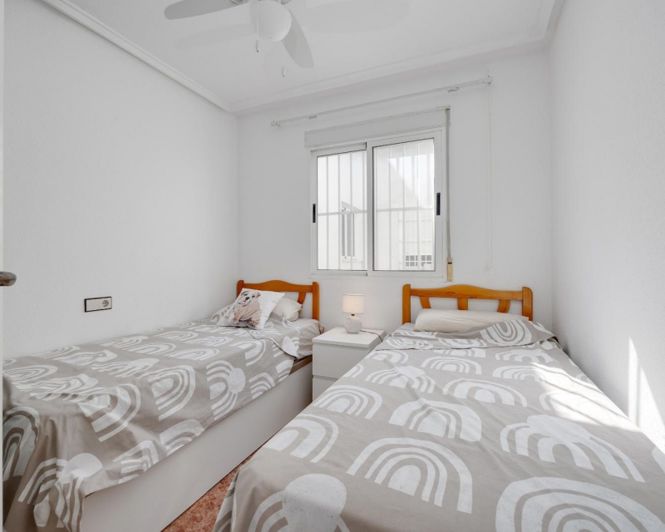 Image No.11-Appartement de 2 chambres à vendre à Torrevieja