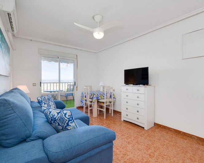Image No.3-Appartement de 2 chambres à vendre à Torrevieja
