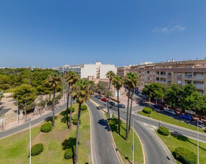 Image No.39-Appartement de 2 chambres à vendre à Torrevieja
