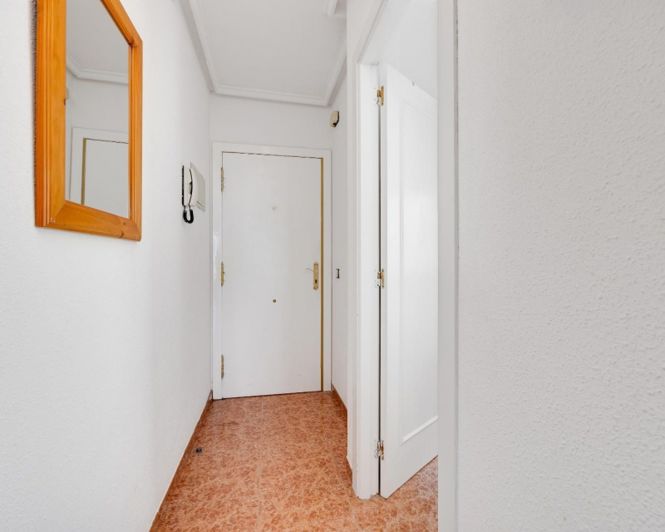 Image No.9-Appartement de 2 chambres à vendre à Torrevieja