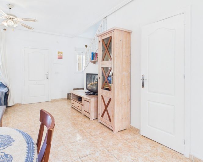 Image No.18-3 Bed Townhouse for sale