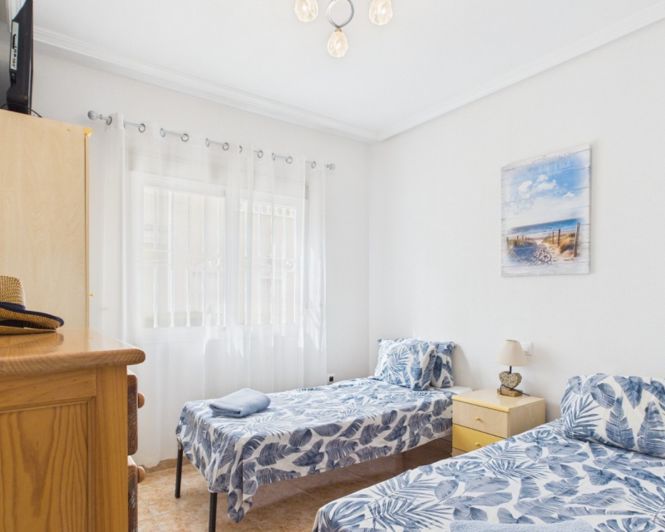 Image No.26-3 Bed Townhouse for sale