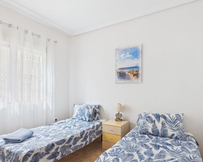 Image No.27-3 Bed Townhouse for sale