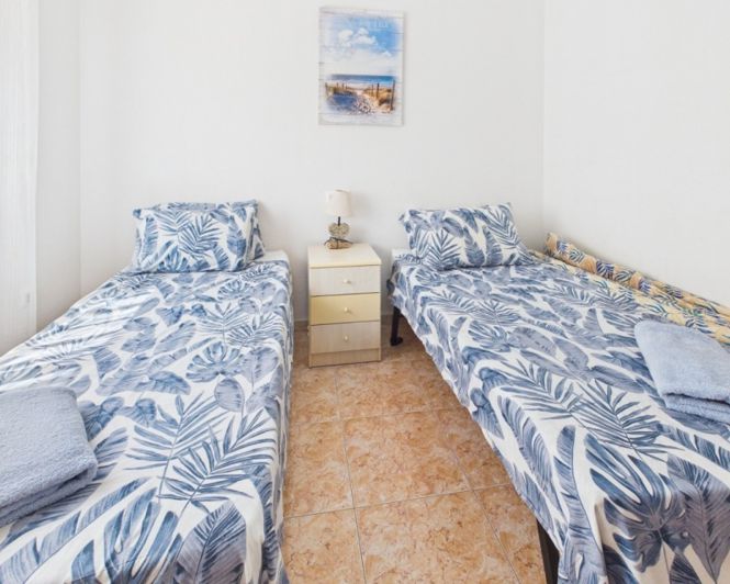 Image No.29-3 Bed Townhouse for sale