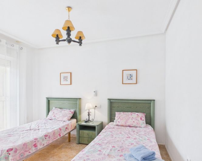 Image No.41-3 Bed Townhouse for sale