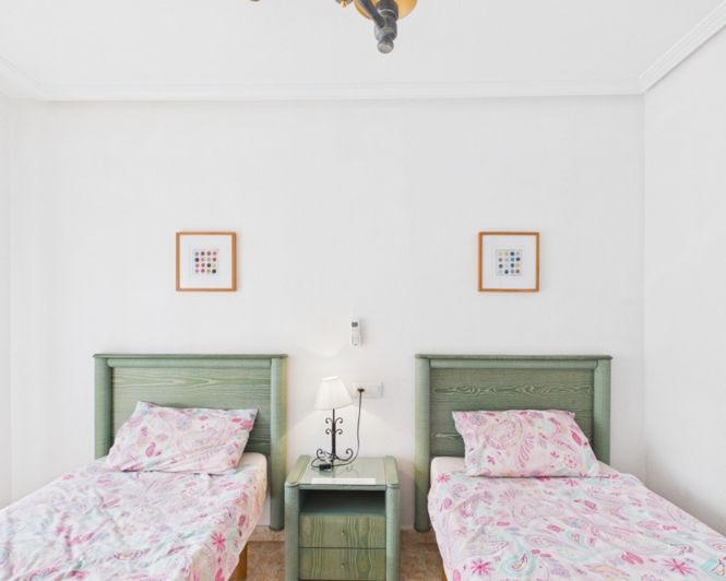 Image No.43-3 Bed Townhouse for sale