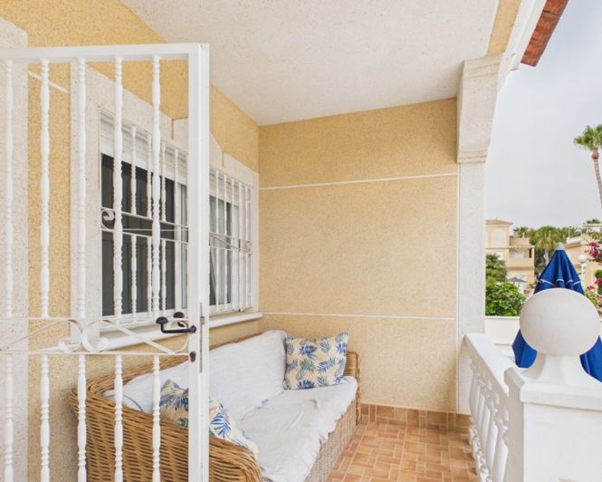 Image No.9-3 Bed Townhouse for sale