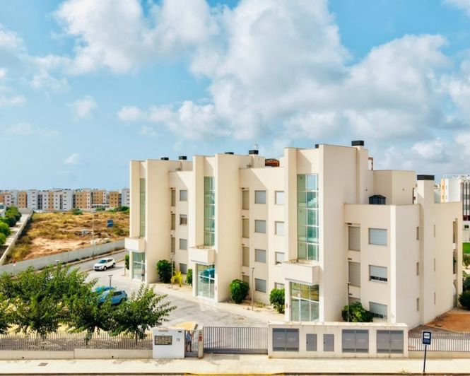 Image No.5-2 Bed Apartment for sale