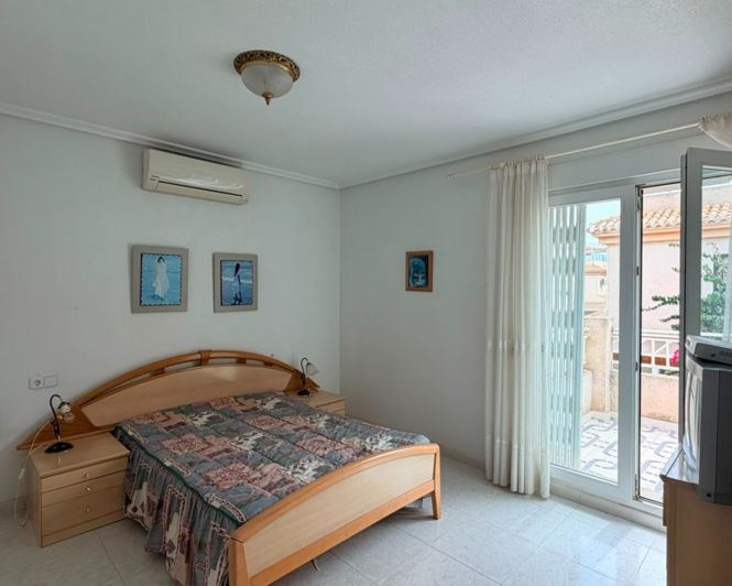Image No.12-Villa de 3 chambres à vendre à Playa Flamenca