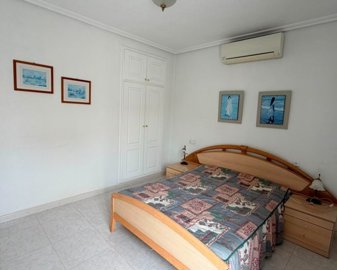 1598183lg