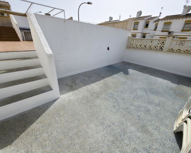 Image No.22-2 Bed Apartment for sale