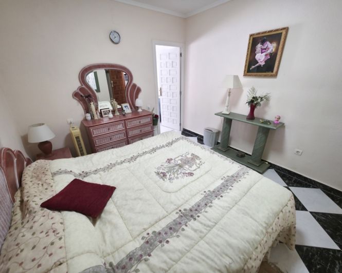 Image No.15-3 Bed Villa for sale