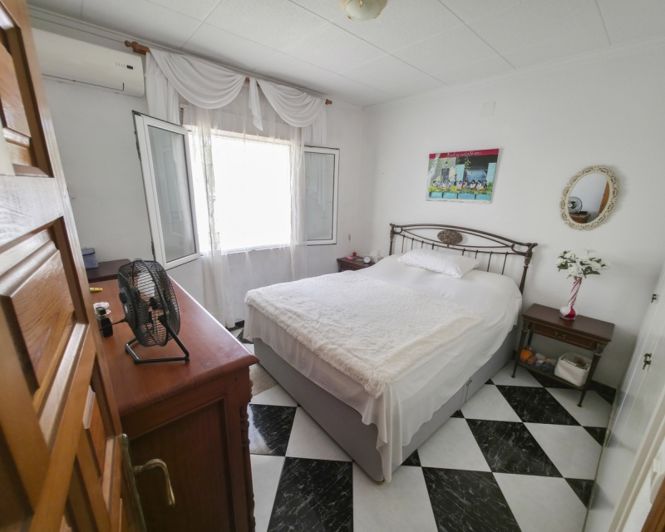 Image No.19-3 Bed Villa for sale