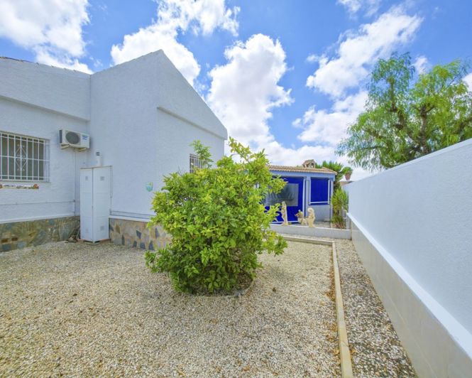 Image No.38-3 Bed Villa for sale