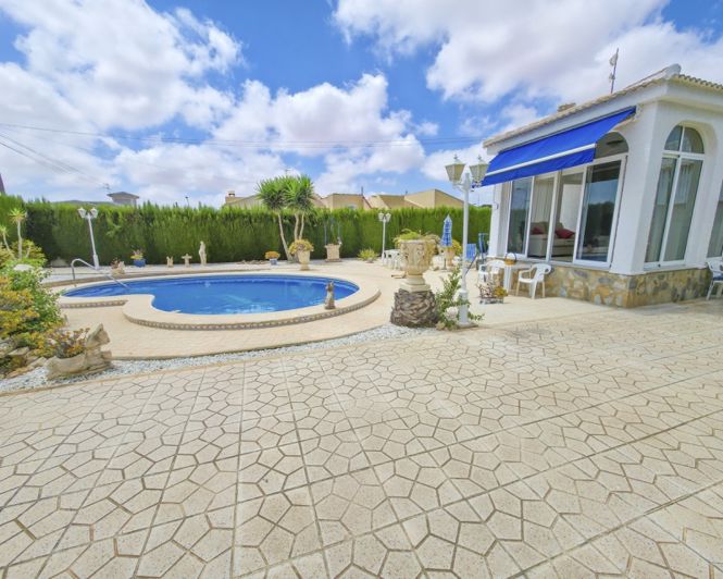 Image No.44-3 Bed Villa for sale