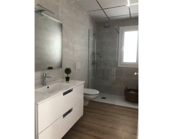 1598802lg