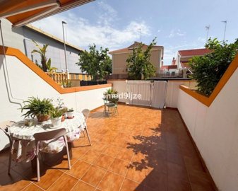1599589lg
