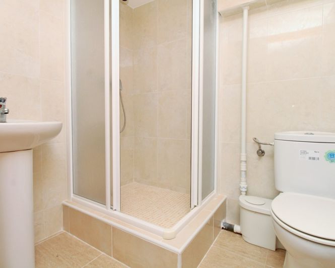 Image No.26-3 Bed Townhouse for sale