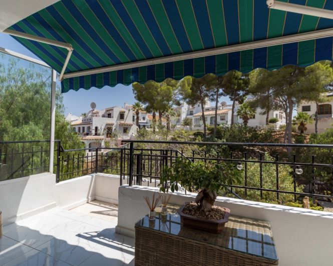 Image No.29-4 Bed Townhouse for sale