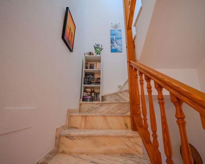 Image No.45-3 Bed Villa for sale