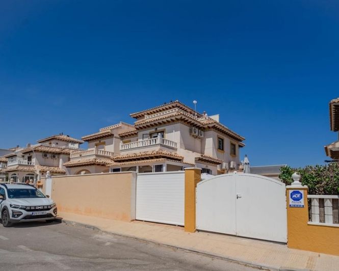 Image No.48-3 Bed Villa for sale