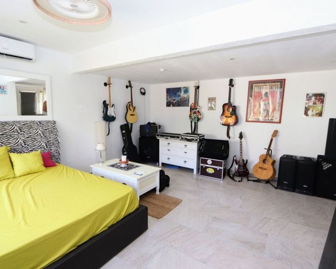 Image No.30-3 Bed Villa for sale
