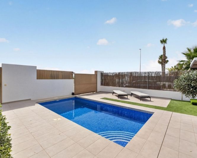 Image No.3-3 Bed Villa for sale