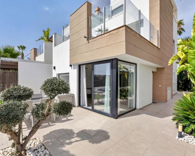Image No.41-3 Bed Villa for sale