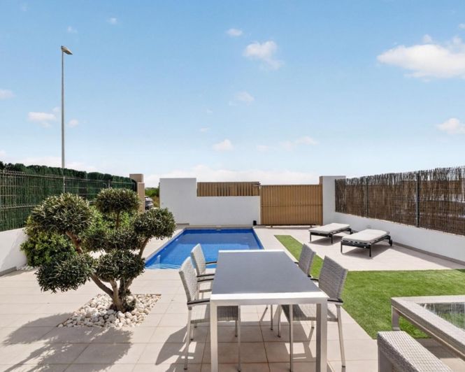 Image No.43-3 Bed Villa for sale
