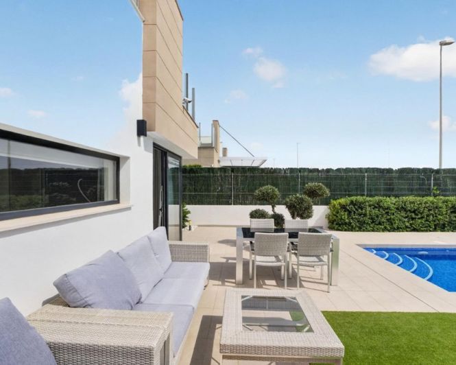 Image No.5-3 Bed Villa for sale
