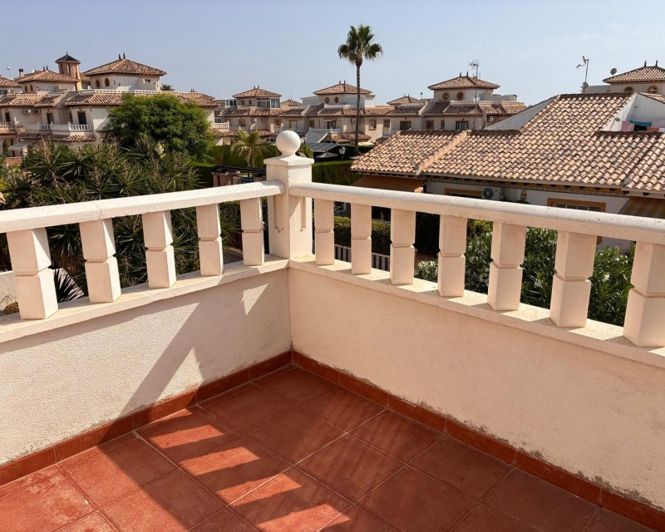 Image No.13-Villa de 2 chambres à vendre à Cabo Roig