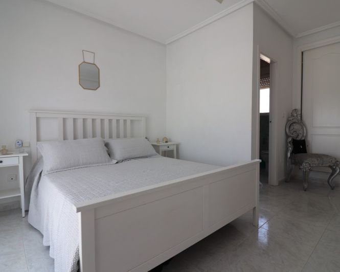 Image No.20-4 Bed Villa for sale