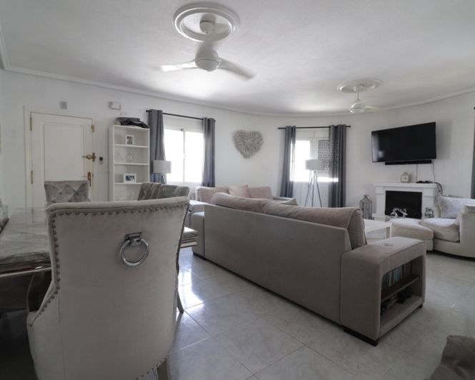 Image No.6-4 Bed Villa for sale