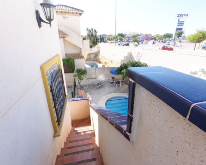 Image No.24-Villa de 5 chambres à vendre à Playa Flamenca