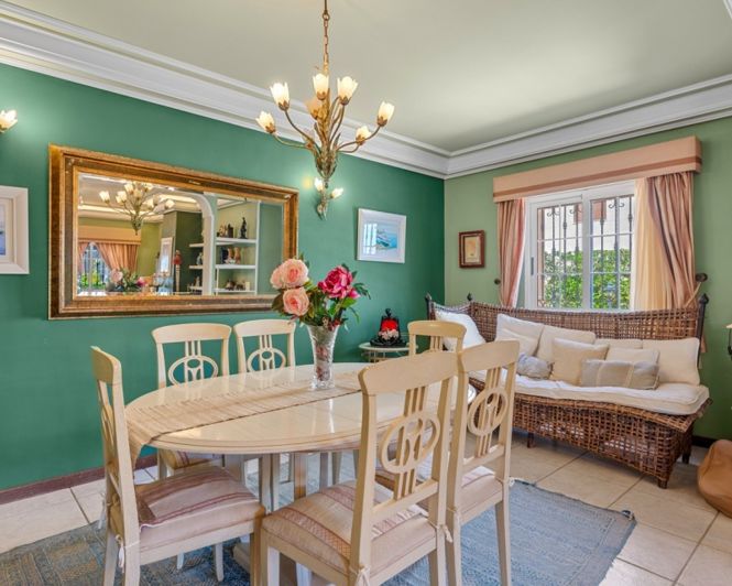 Image No.14-6 Bed Villa for sale